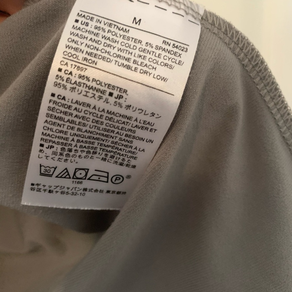 Banana Republic tie neck tank - Picture 4 of 5